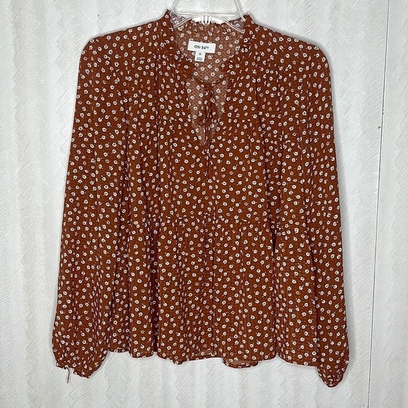 ❤️ 🆕 ON 34TH Floral Blouse Size XS - Picture 2 of 4